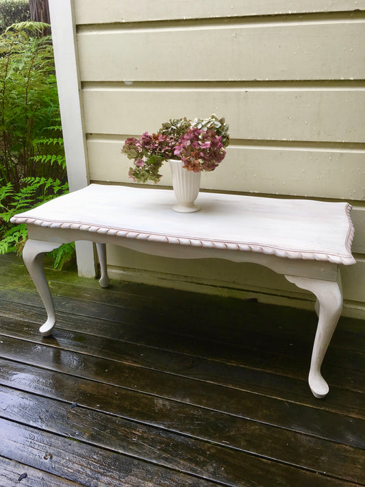 Chalk paint finish techniques-Colourwashing