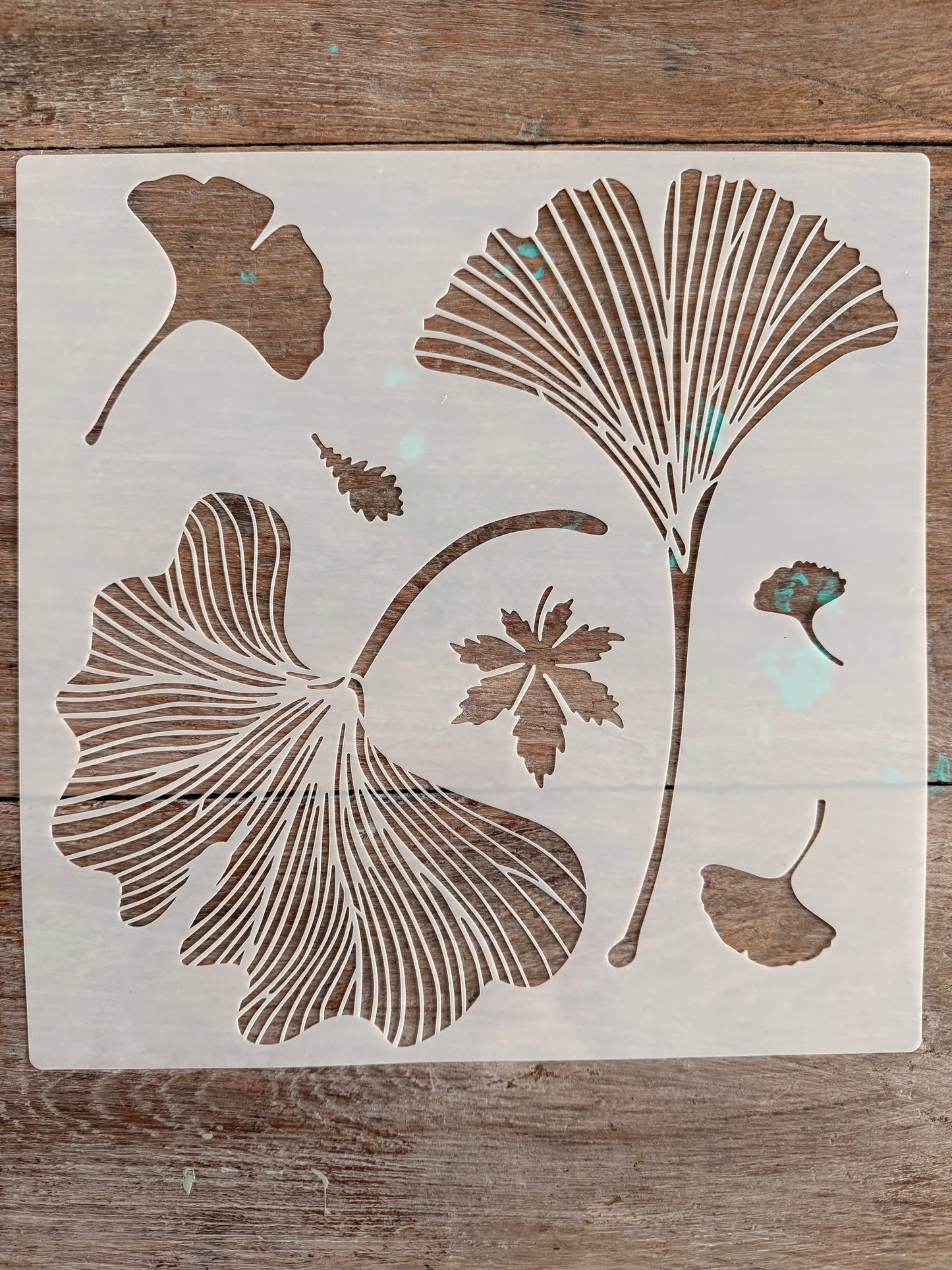 Stencil-Gingko leaves