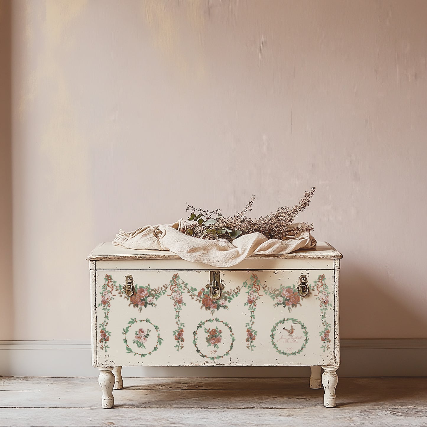 NEW: IOD Paint -La Folie