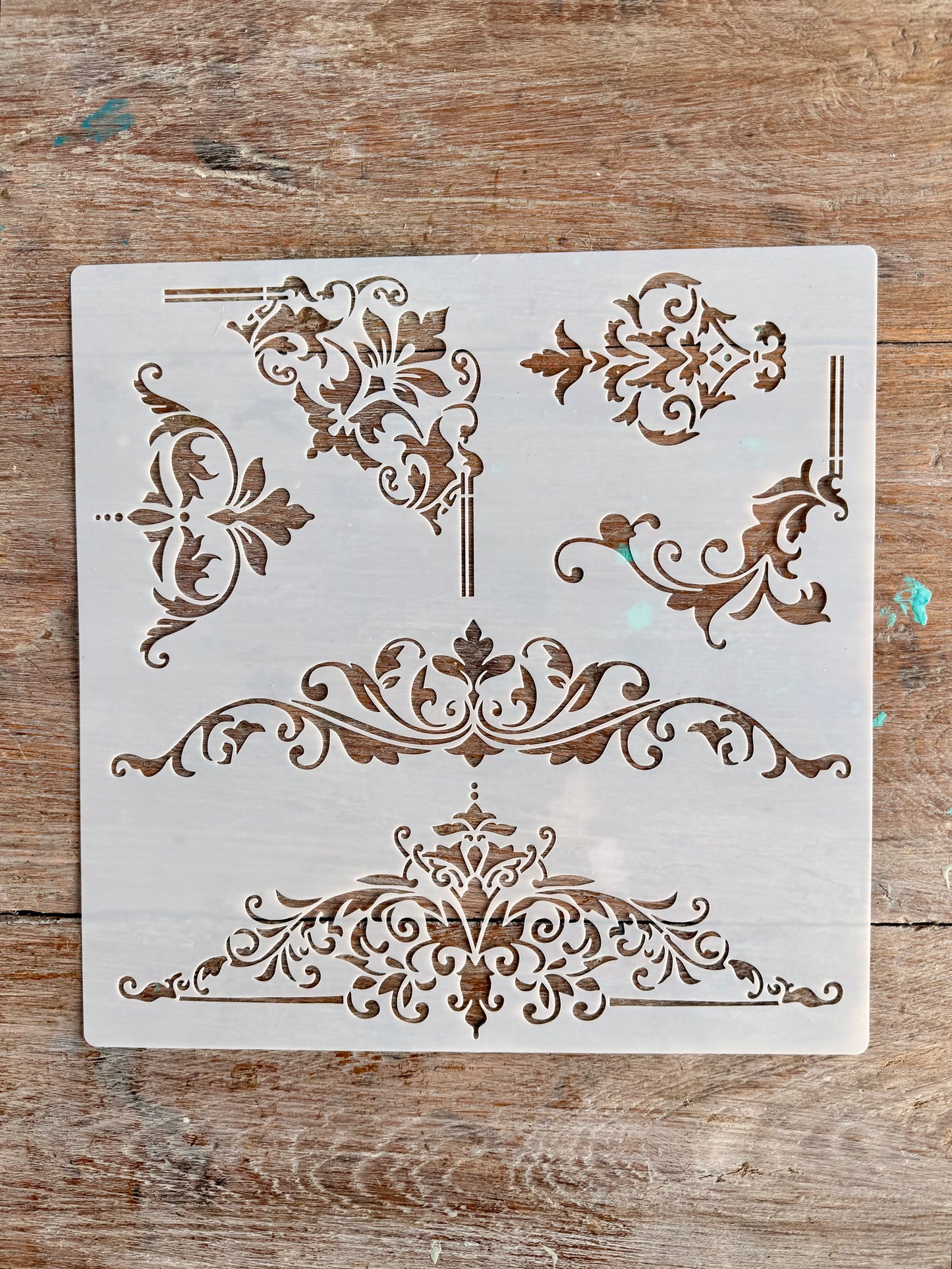 Stencil-Chateau pediments & Corner