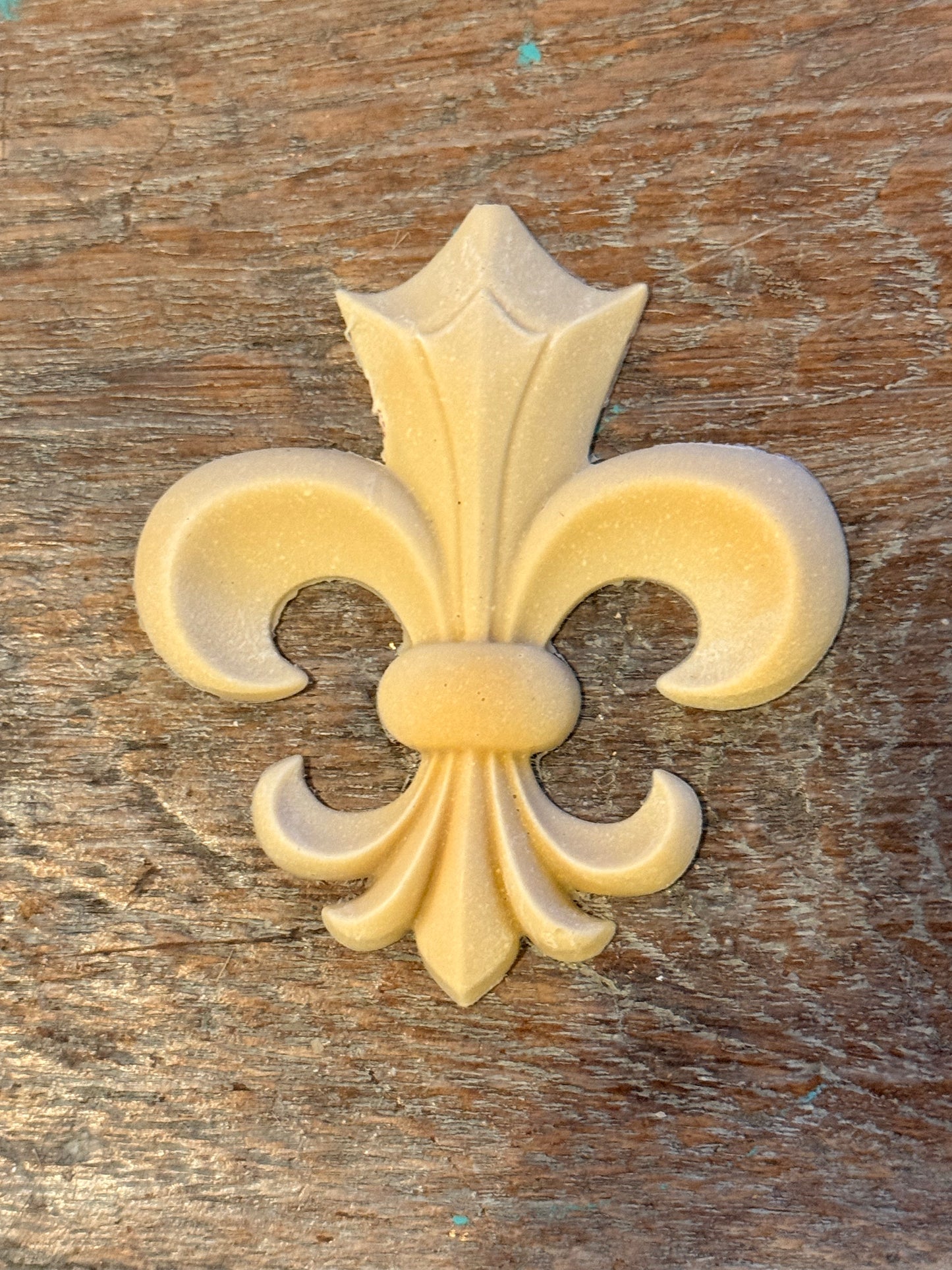 Magnolia Flexible Moulding- Fleur de Lis
