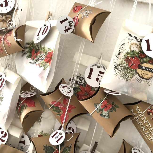 Redesign Decor Transfer-Classic Christmas Small 3 Sheets