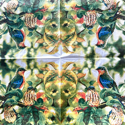 Napkin-Birds in fruit tree