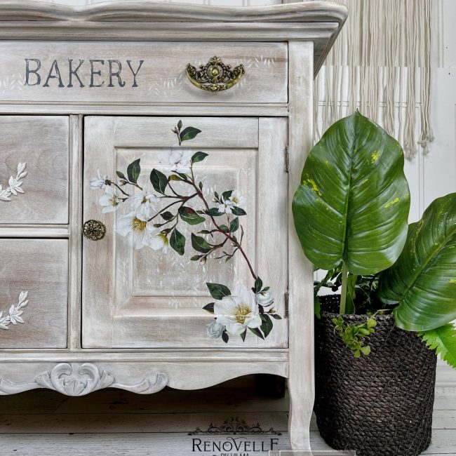 Redesign Decor Transfer- White Magnolias Small 3 sheets