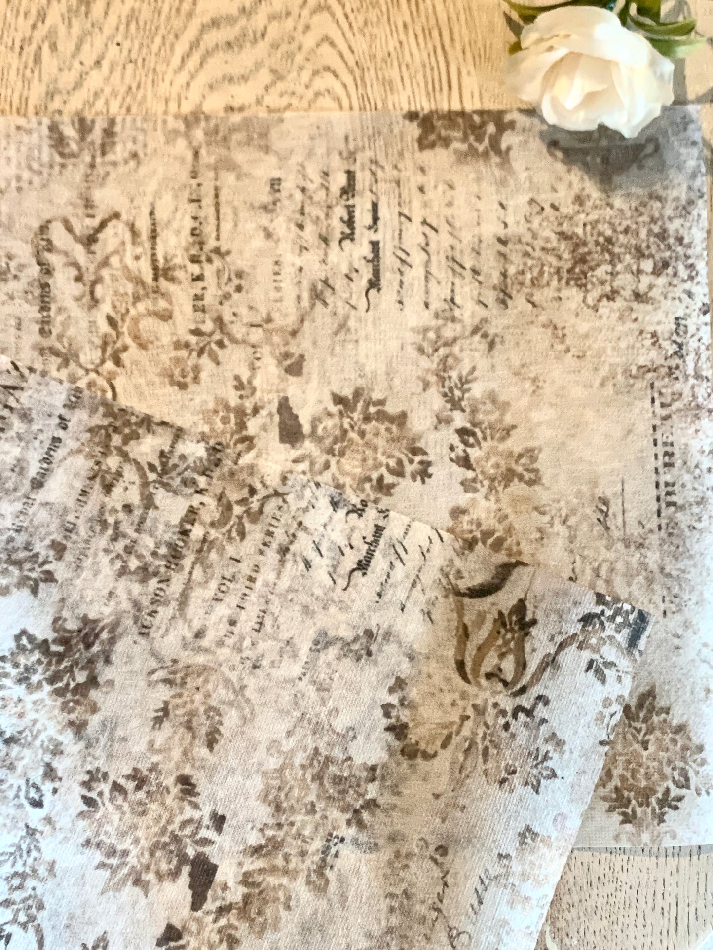Decoupage tissue Washed Damask
