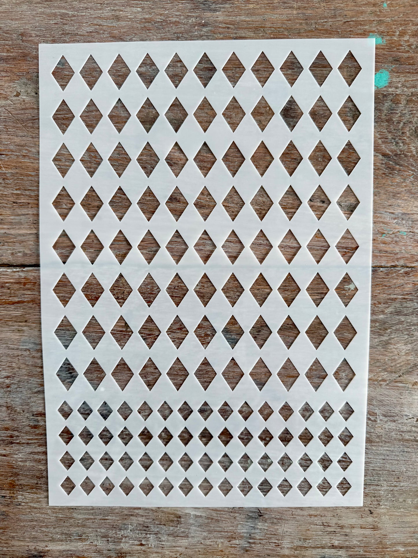 Stencil-Diamonds-2 size A4
