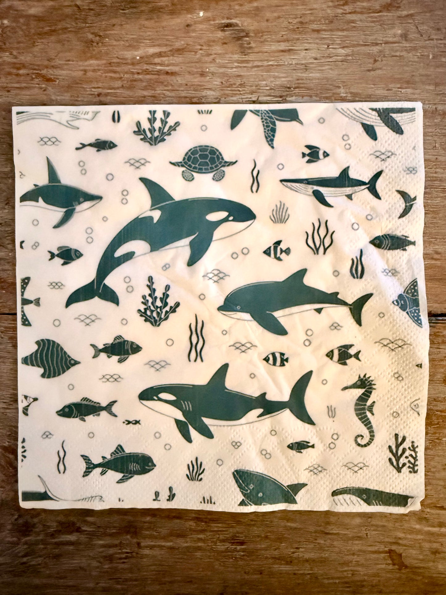 Napkin-Whales, Seahorses