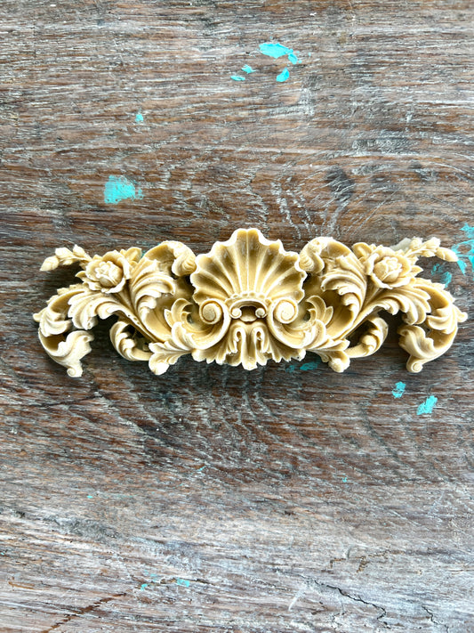 Magnolia flexible Moulding-Shell Flourish