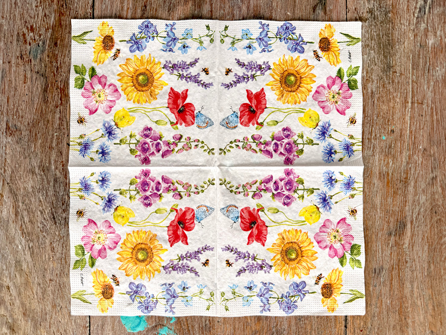 Designer Napkin-Flowers and Bees