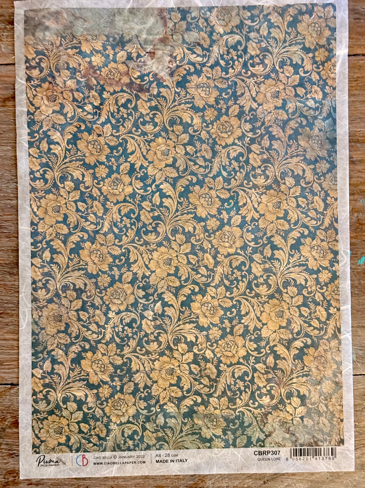 Rice paper-Queen Lore