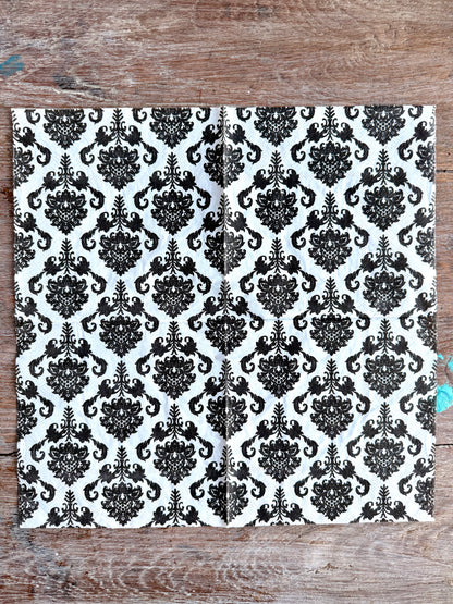 Napkin-Black & White Damask