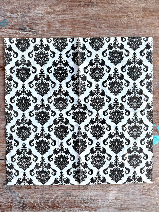 Napkin-Black & White Damask