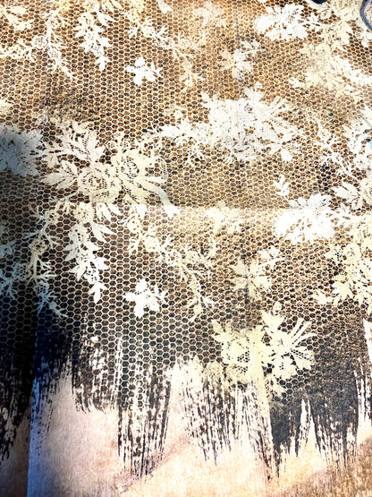 SALE:ReDesign Decoupage Tissue-Gilded Lace A1
