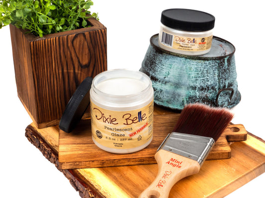 Dixie Belle-Pearlescent Glaze