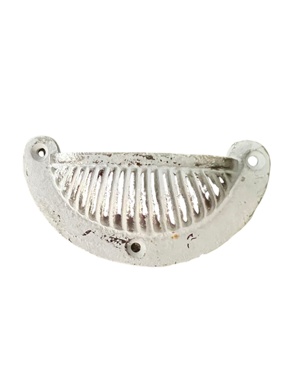 Drawer pull-White with gold accents.4 LEFT.