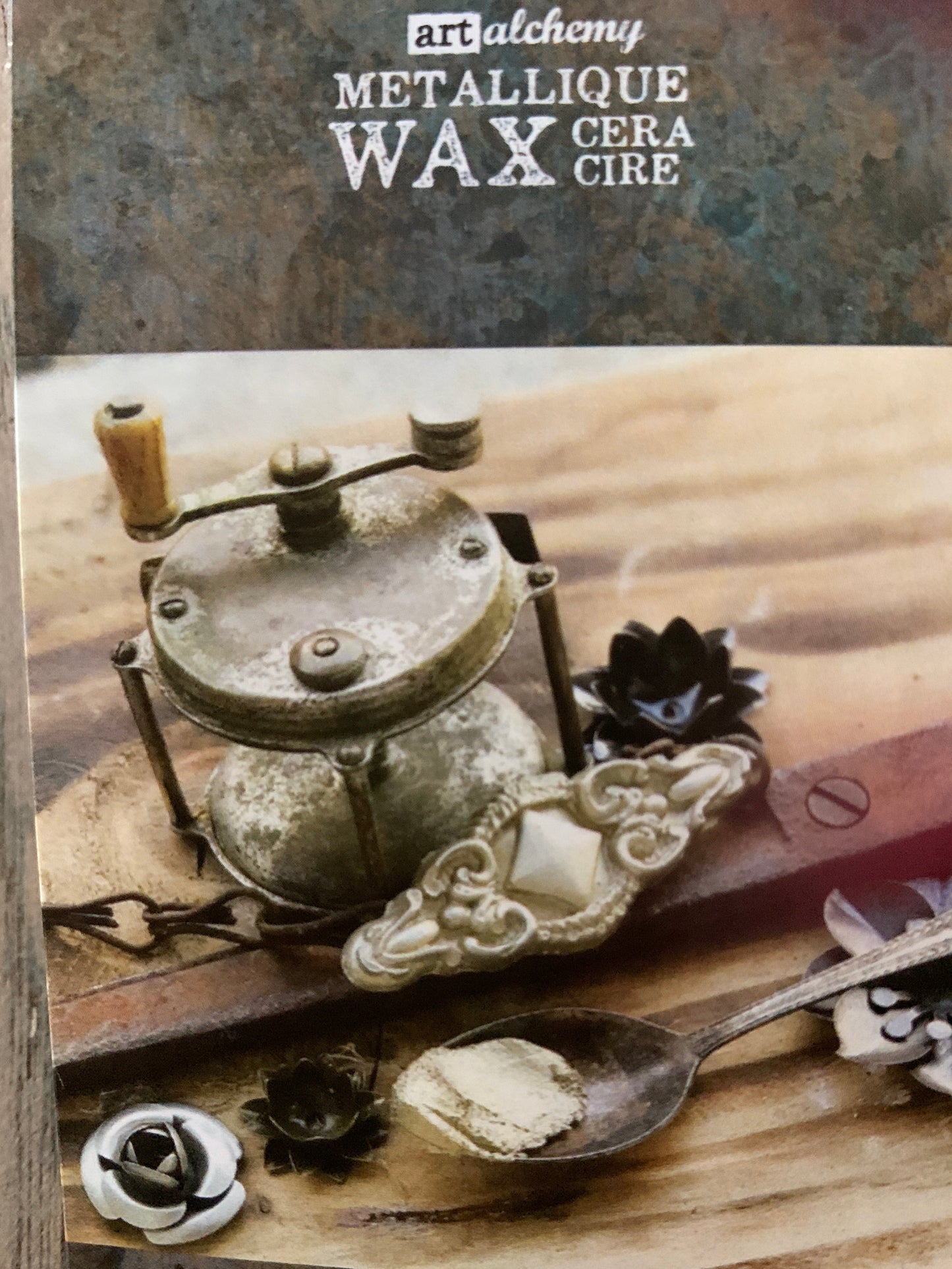 Art Alchemy Metallique White Gold wax