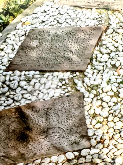 ReDesign Paver Mould-Somewhere in Versailles .
